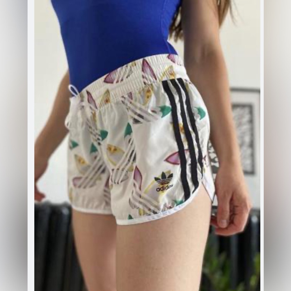 Adidas x Pharrell Williams White Surf Print Shorts XS